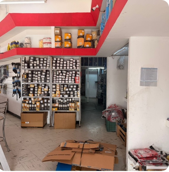 Interior del punto de distribución de ZINOVVA